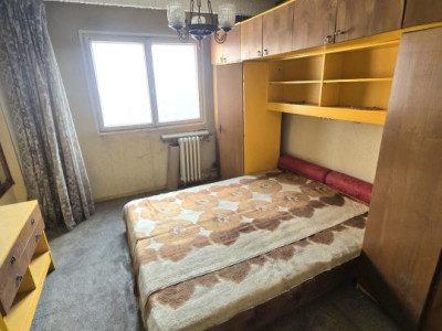 Ap. 3 camere decom.,2 bai,3 balcoane Ion Luca