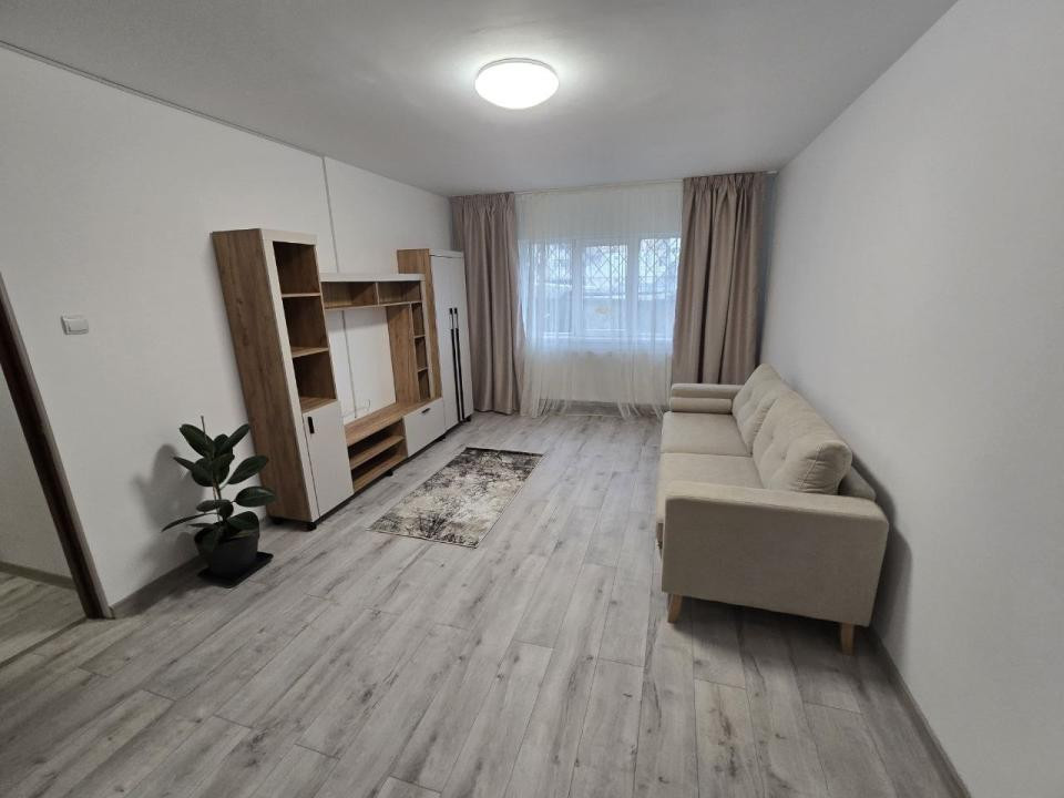 Închiriere | Apartament 3 camere | Arena Mall