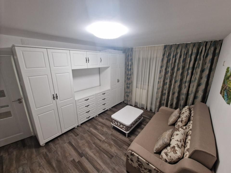 Apartament 3 camere, modern, Mioritei