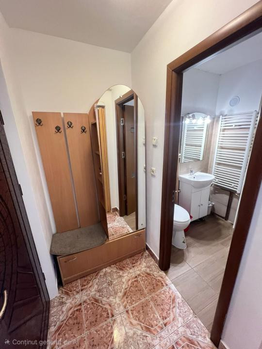 Garsoniera in bloc de apartamente, Milcov