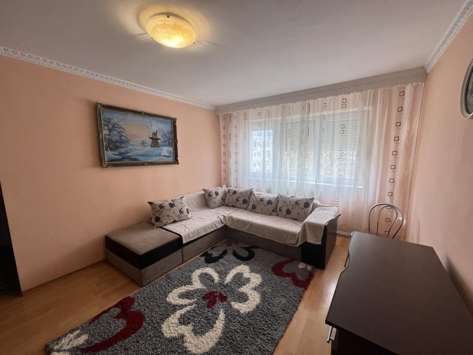 Apartament 2 camere, Mioriței 