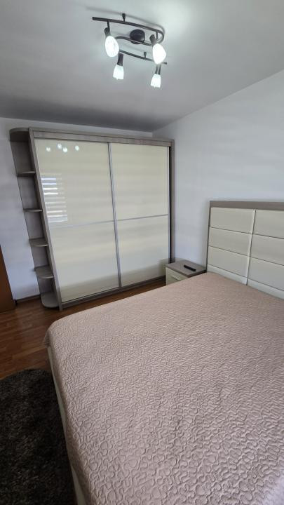 Apartament 2 camere Adama