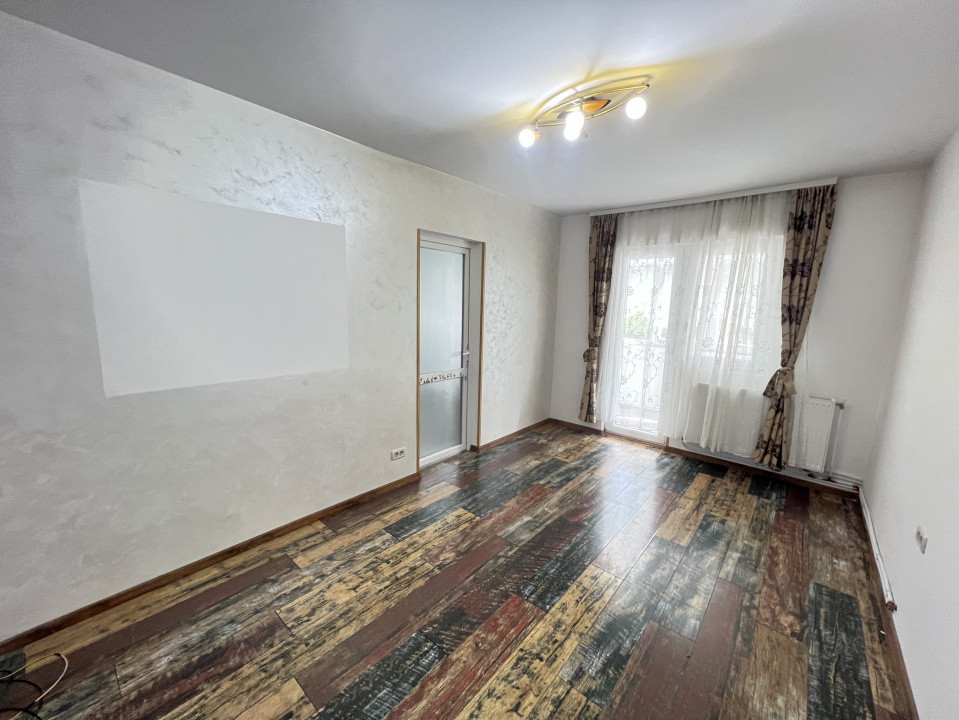 Apartament 2 camere, et 2, de vânzare 