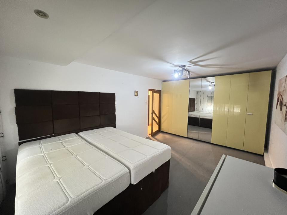 Apartament 3 camere, decomandate, Nord