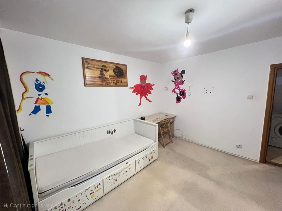 Apartament 3 camere, decomandate, Nord