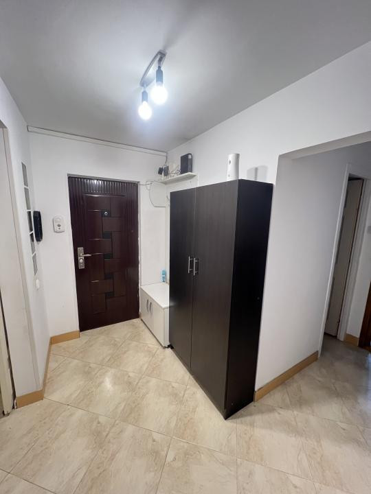 Apartament 3 camere, decomandate, Nord