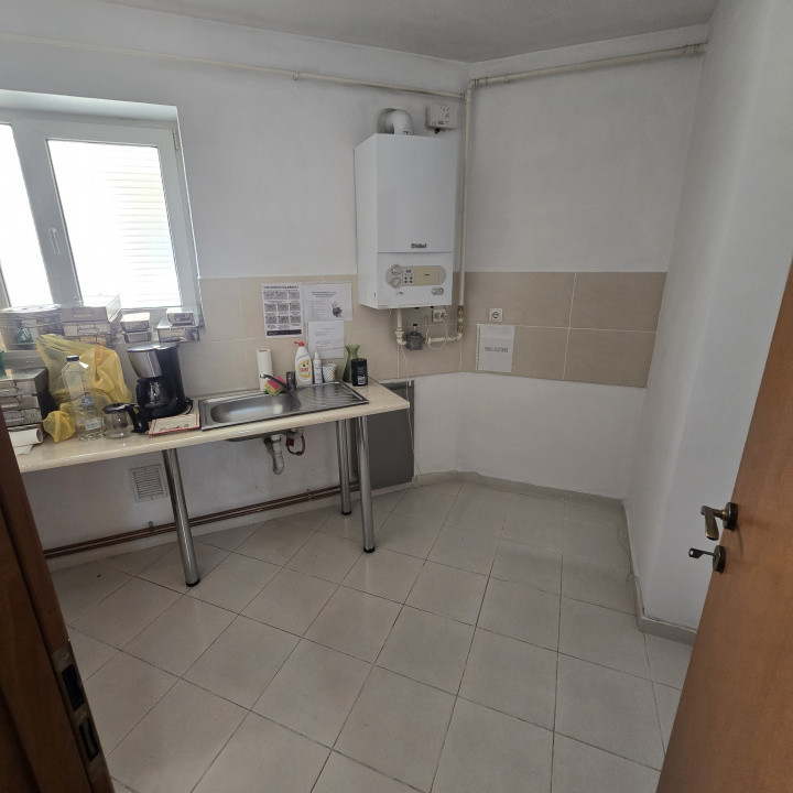 Apartament Adama( pretabil cabinet medical)
