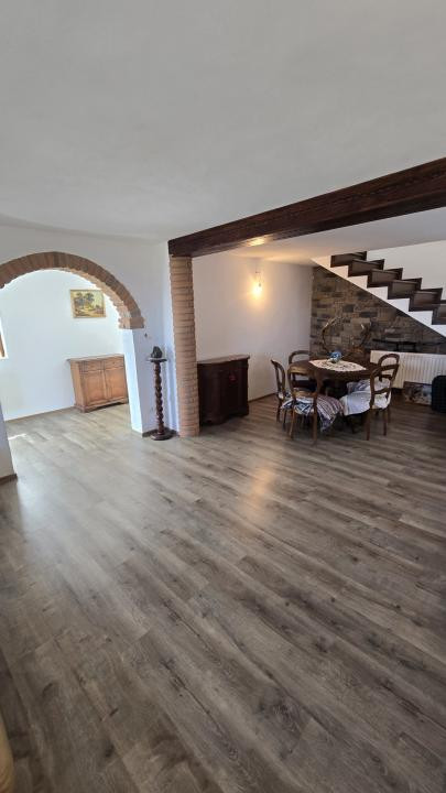 Casa cu 3 dormitoare, Margineni