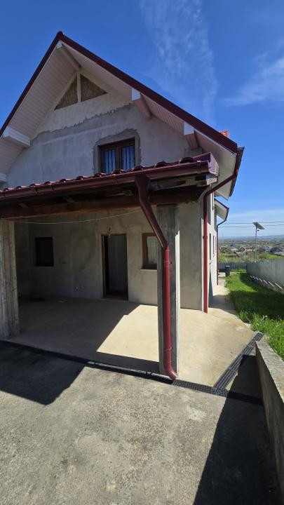 Casa cu 3 dormitoare, Margineni