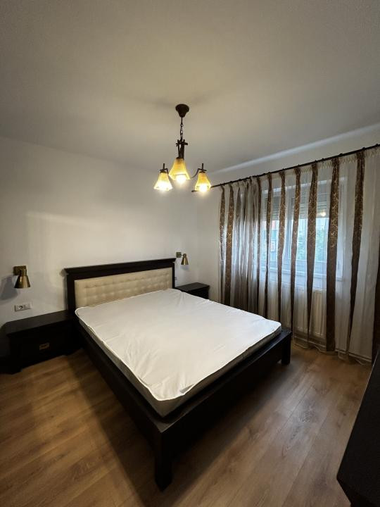 Apartament 3 camere | Închiriere | Central 