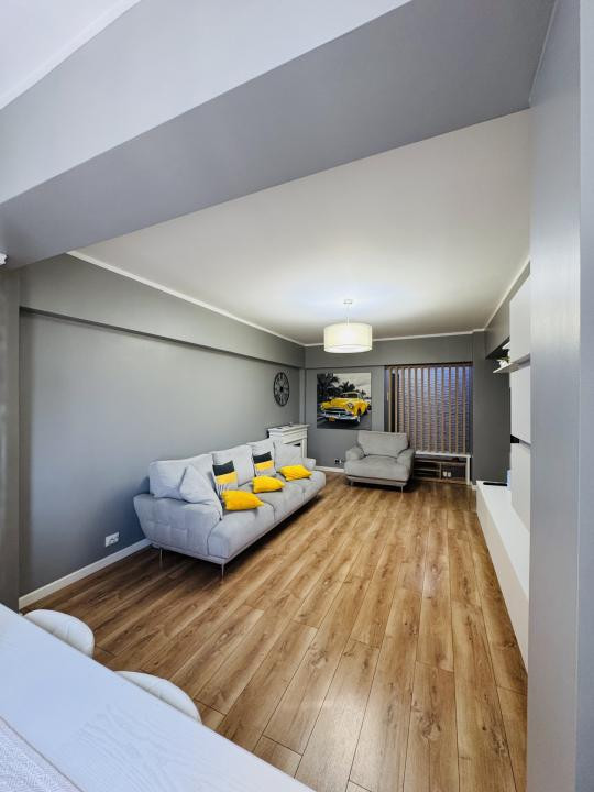 De închiriat – Apartament spațios și luminos
