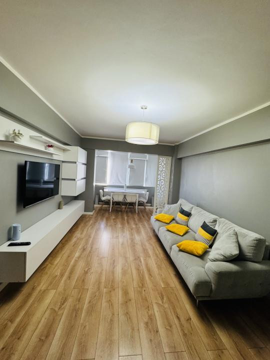 De închiriat – Apartament spațios și luminos