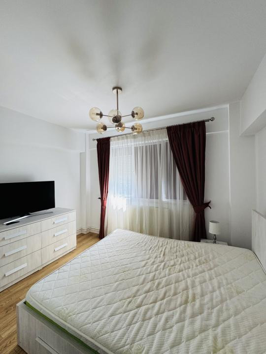 De închiriat – Apartament spațios și luminos