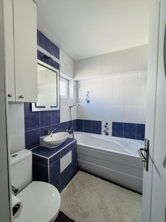 De închiriat – Apartament spațios și luminos