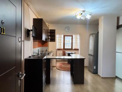 Se închiriază apartament ultracentral.