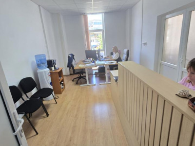 Spatiu birouri/cabinet Ultracentral