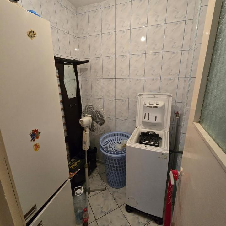 Vânzare | Apartament 4 camere decomandate 
