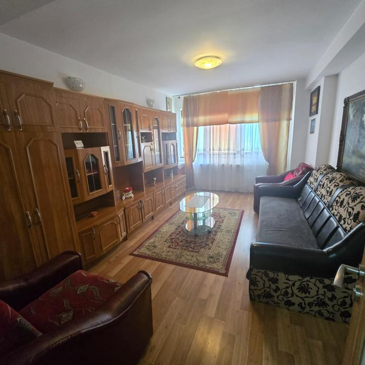 Închiriere | Apartament 2 camere | Zona Ura