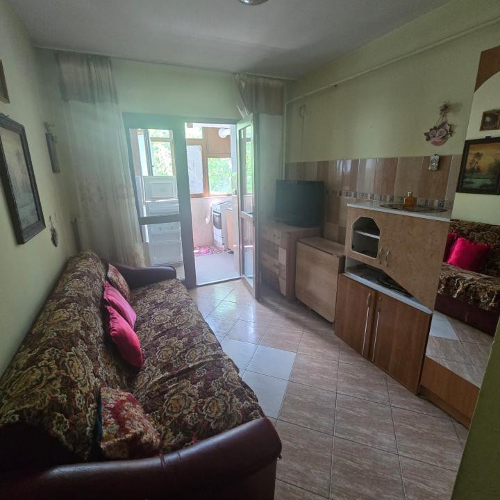 Închiriere | Apartament 2 camere | Zona Ura