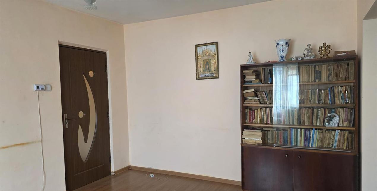 Apartament 2 camere etaj inferior Bistrita Lac