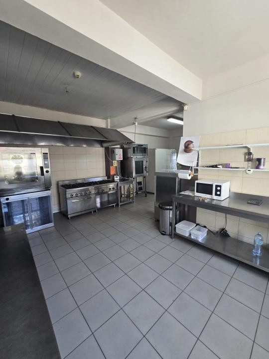 Spatiu COMERCIAL BL. Unirii