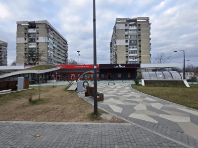 Spațiu Comercial de Închiriat/Vânzare