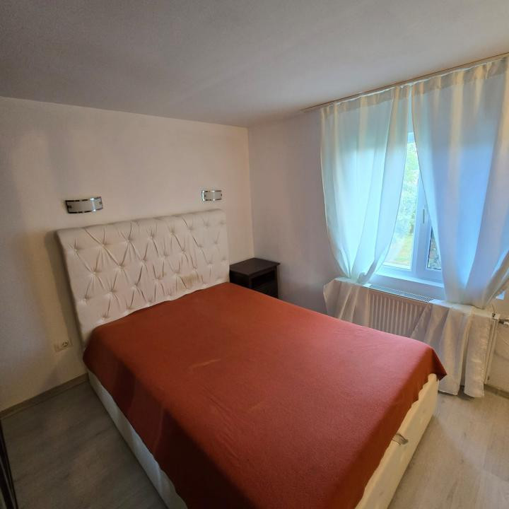 Apartament 2 camere la curte 
