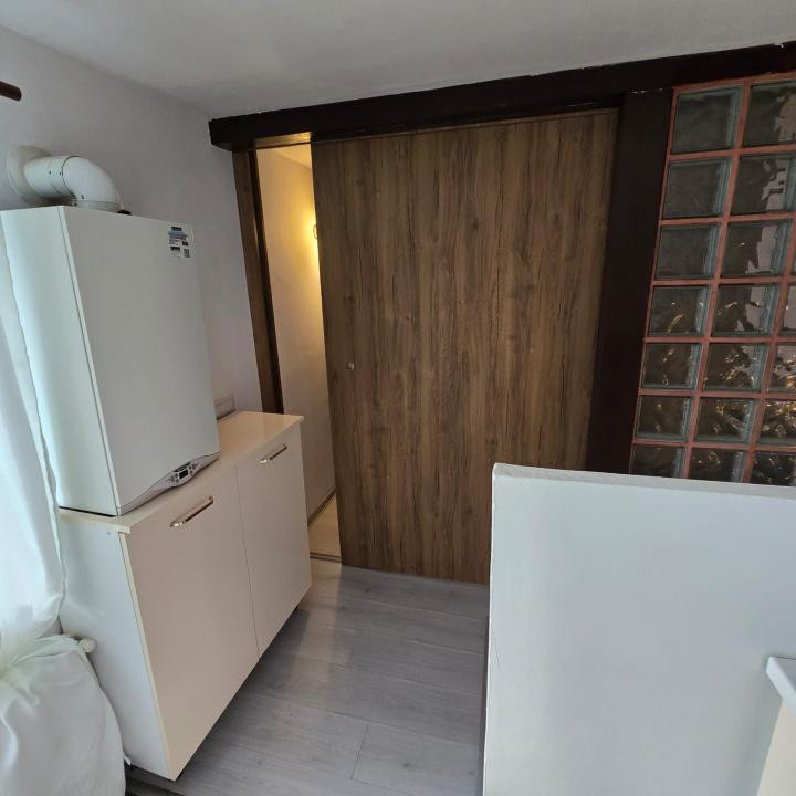 Apartament 2 camere la curte 