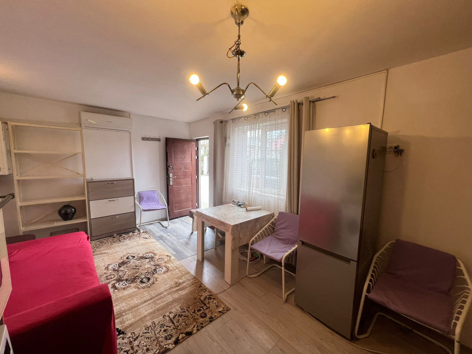 Apartament 2 camere la curte 