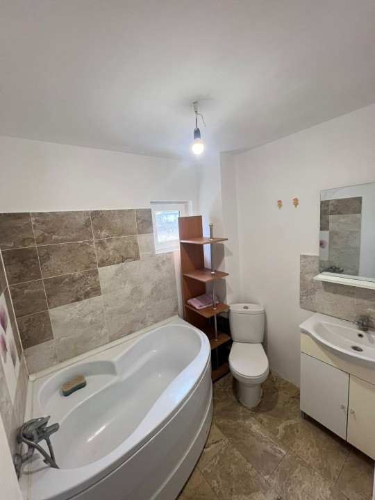 Apartament 2 camere la curte 