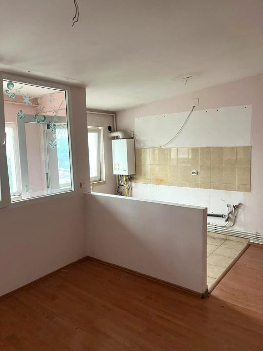 2 camere, Bloc Nou, Alecu Russo