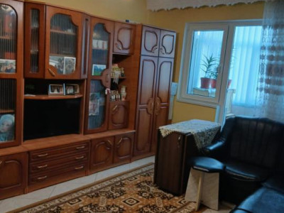 APARTAMENT 3 CAMERE, Pictor Aman