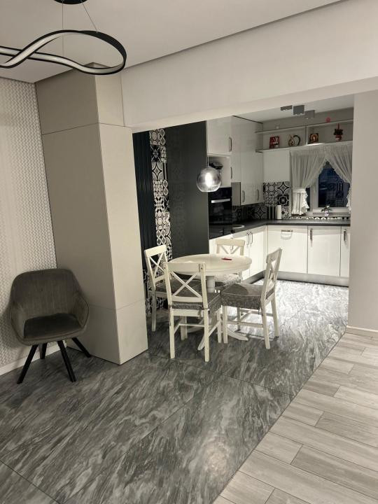 🏡 De închiriat – Apartament modern cu 3 camere | Zona Centrală