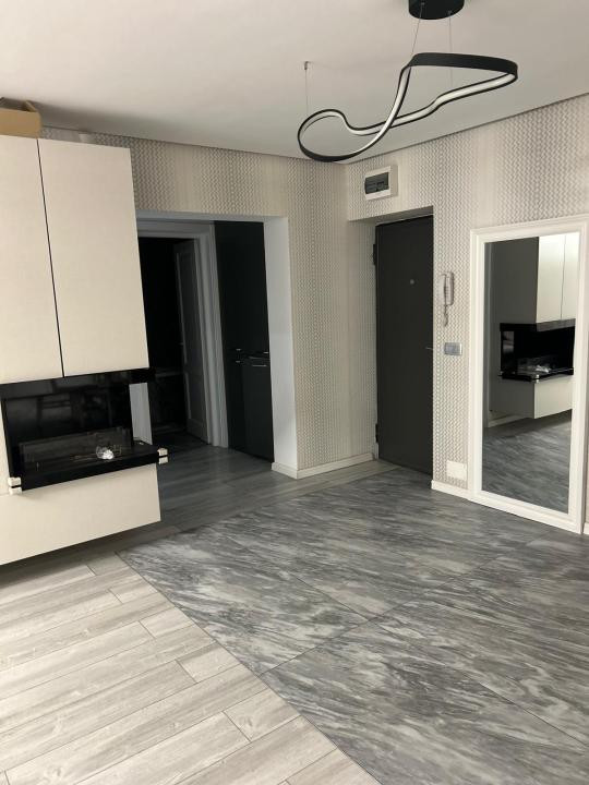 🏡 De închiriat – Apartament modern cu 3 camere | Zona Centrală