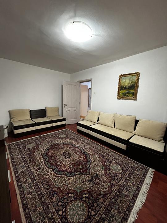 Apartament 3 camere decomandate | 9 Mai
