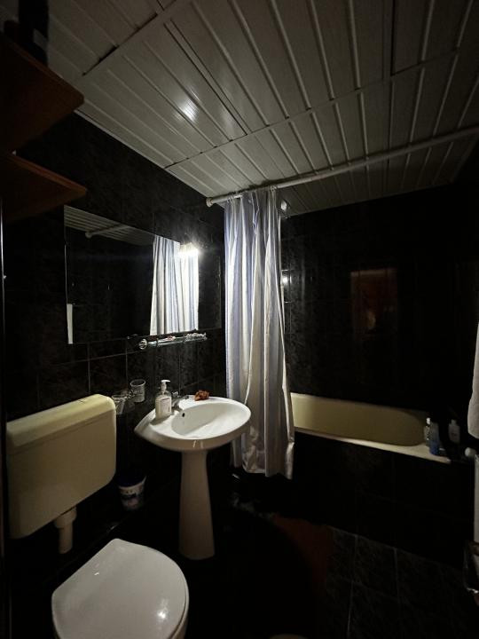 Apartament 3 camere decomandate | 9 Mai