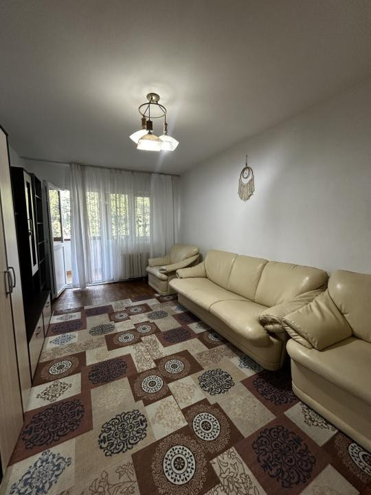 Spre închiriere | Apartament 3 camere | Narcisa
