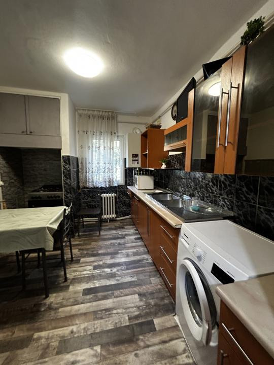 Spre închiriere | Apartament 3 camere | Narcisa