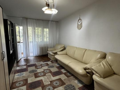 Spre închiriere | Apartament 3 camere | Narcisa