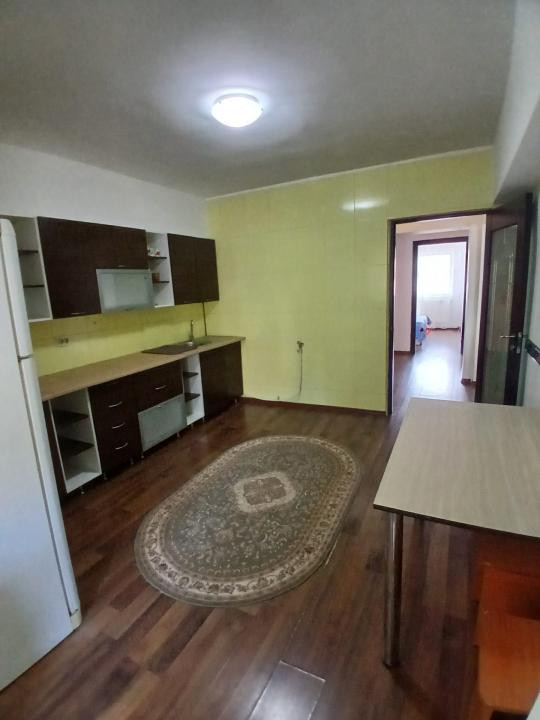 ULTRACENTRAL, 3 CAMERE