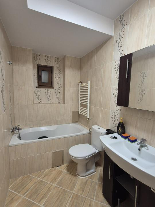 2 camere, Gradina cu Magnolii
